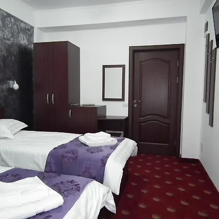 Queen Mary Gasthuis 3*