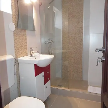 Queen Mary Gasthuis Constanţa