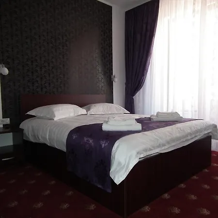 Queen Mary Constanţa