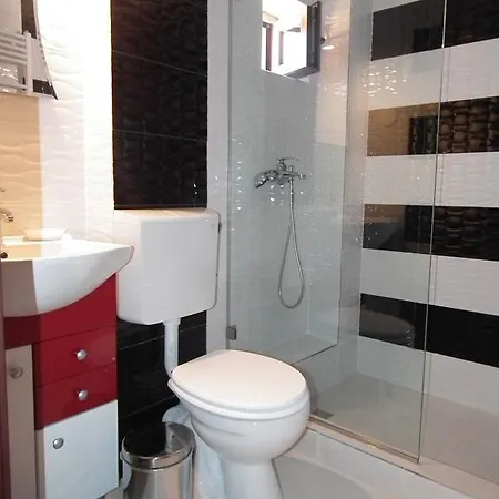 Queen Mary Gasthuis 3*